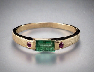 14k Gold Emerald with Ruby Ring - K Jewelry Accessories