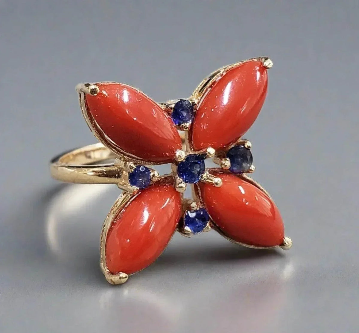 14k Gold Coral with Blue Sapphire Ring - K Jewelry Accessories