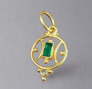 18k Gold Zambian Emerald Baguette Designer Pendant - K Jewelry Accessories